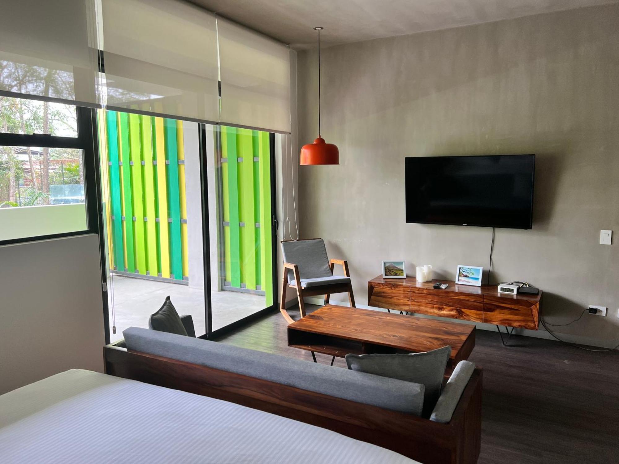 Bee Suites Santa Ana Санта-Ана Екстер'єр фото