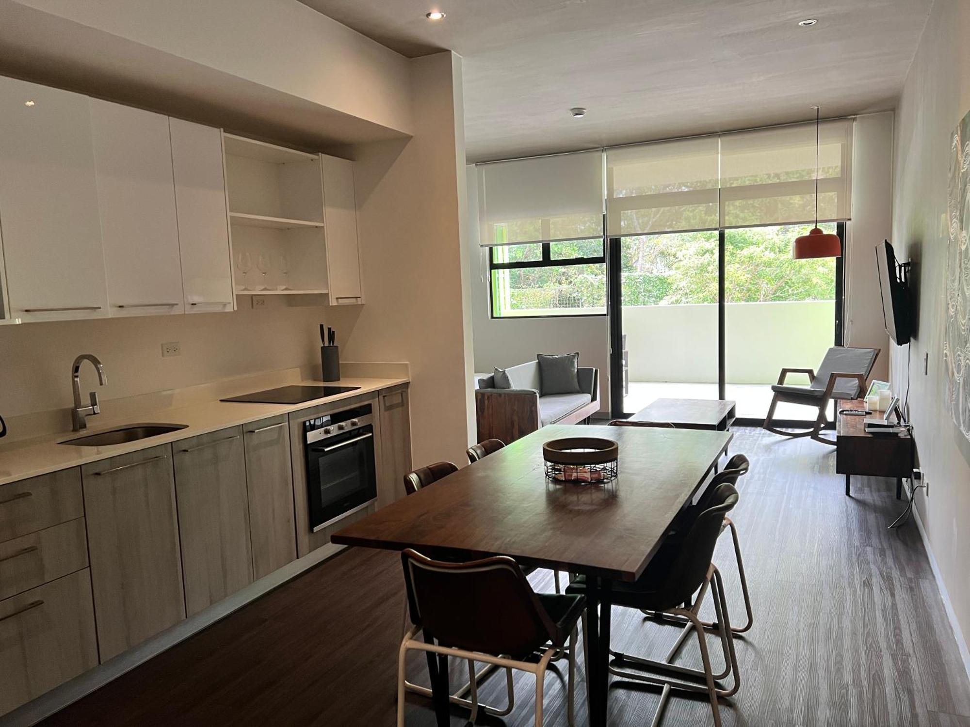 Bee Suites Santa Ana Санта-Ана Екстер'єр фото